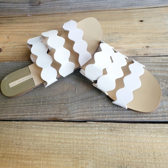 scalloped leather scandals - Picture 5 of 5